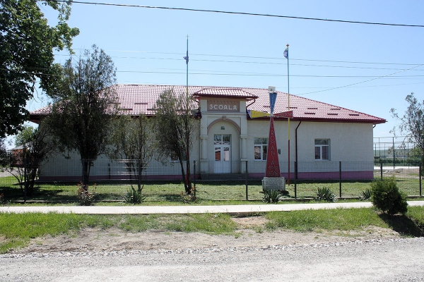 Renovare școala gimnazială din localitatea Andrieșeni